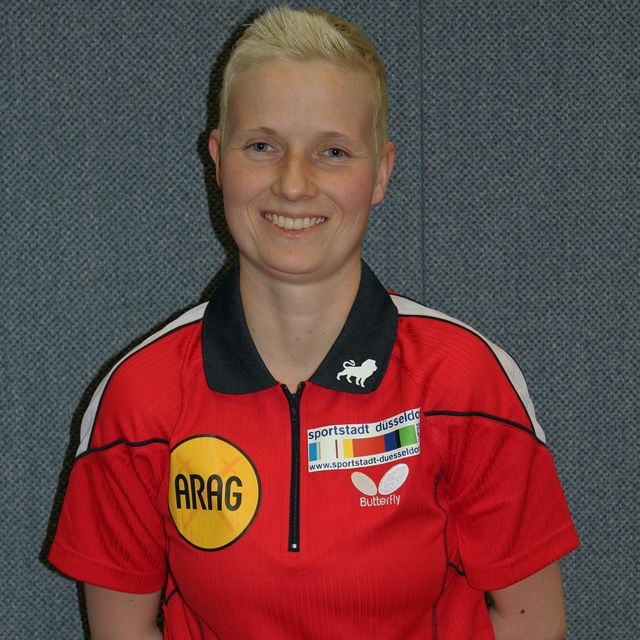 Steffi Grebe Portrait rot